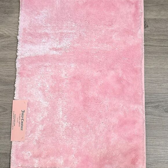 Juicy Couture Home Plush Bath Rug- Pink - Picture 7 of 7